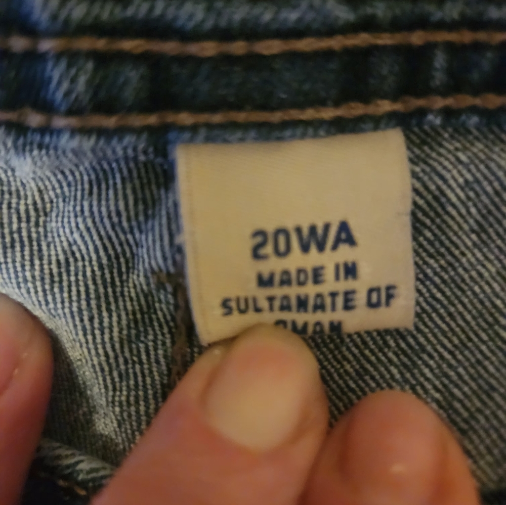 ** 20W Natural Reflections Jeans - Picture 6 of 6